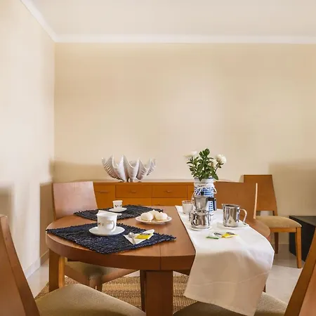 Jardins Da Falesia Family Duplex Албуфейра